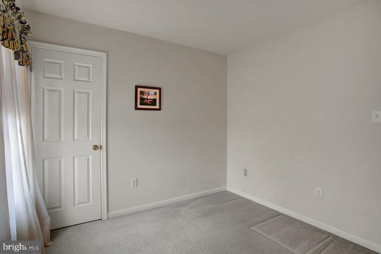 108 Bridle Hill Ct Property Photo 27