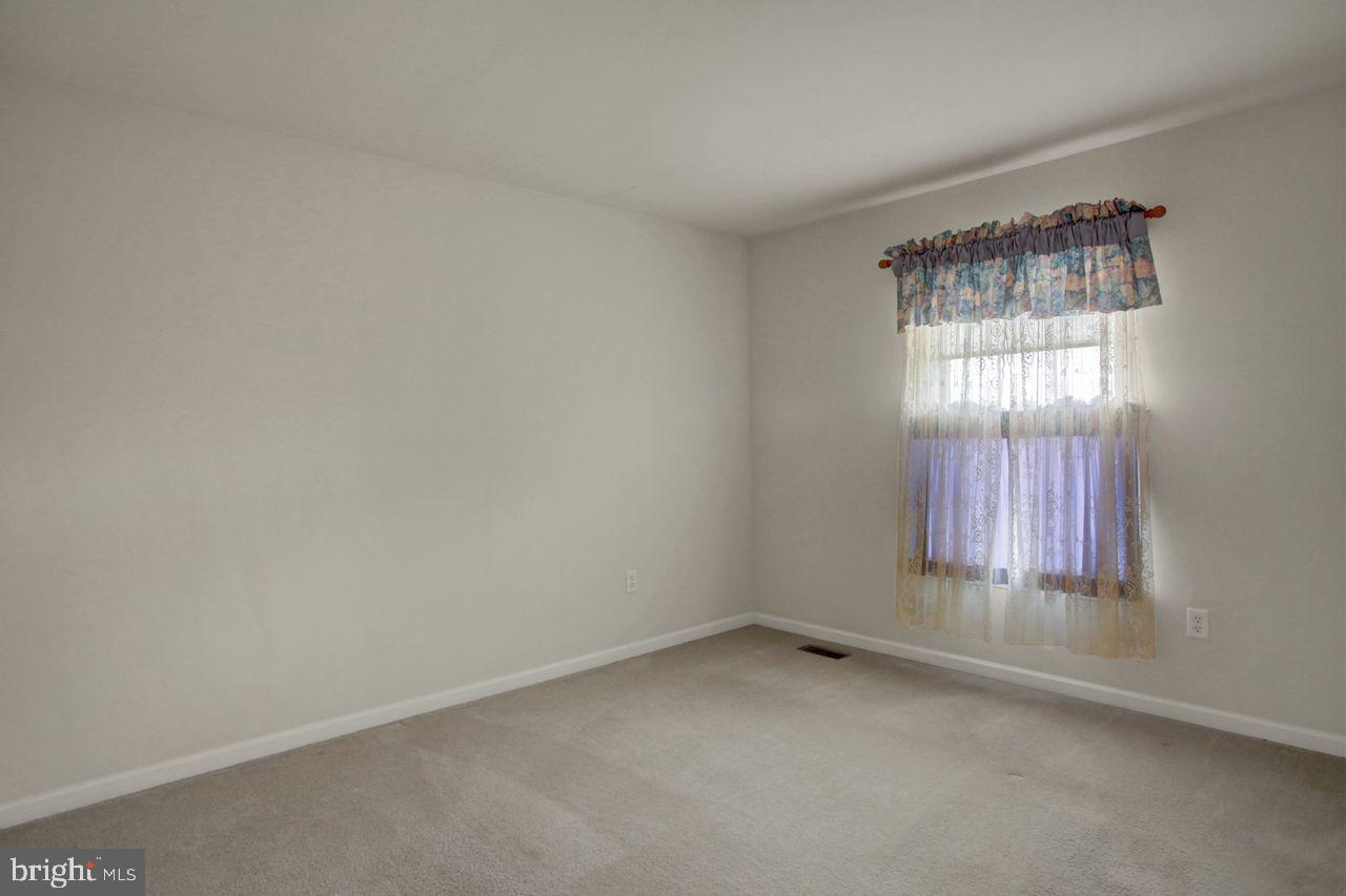 108 Bridle Hill Ct Property Photo 29