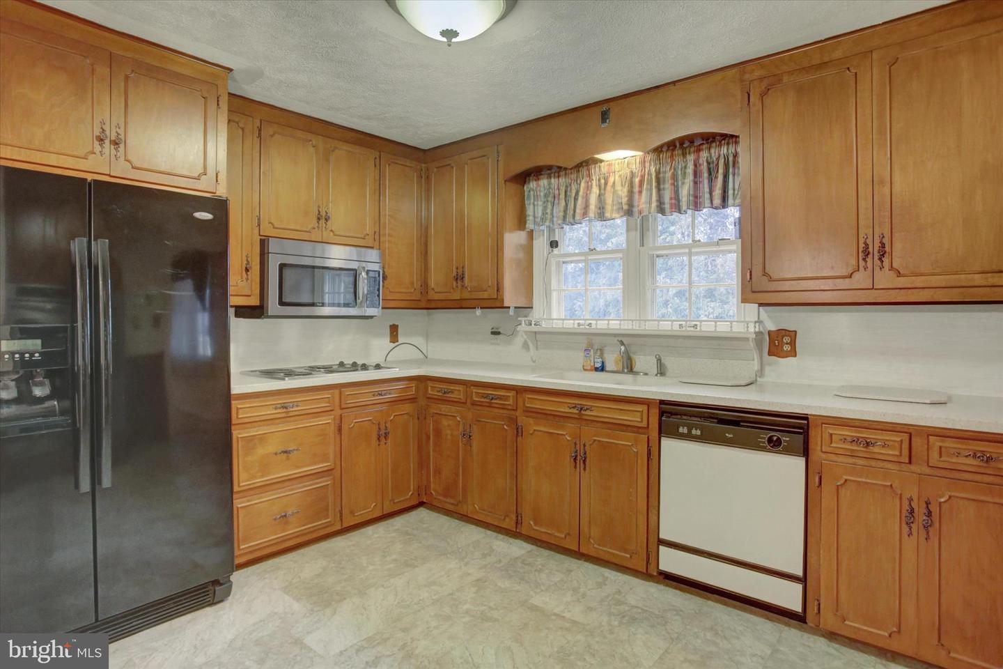 34 Acorn Circle Property Photo 4