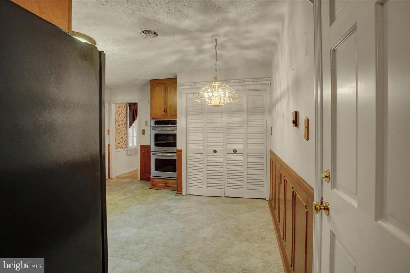 34 Acorn Circle Property Photo 5