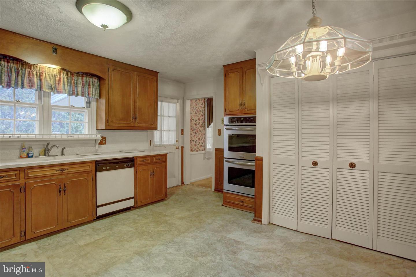 34 Acorn Circle Property Photo 6