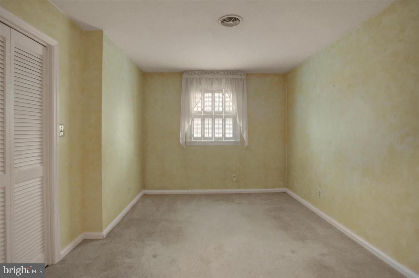 34 Acorn Circle Property Photo 22