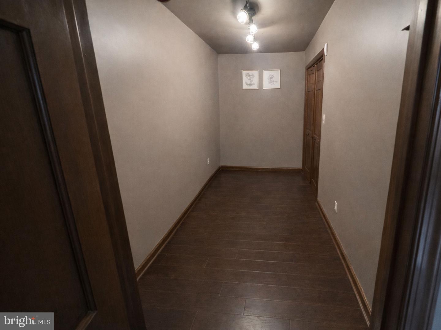1585 Marilyn Ct Property Photo 10