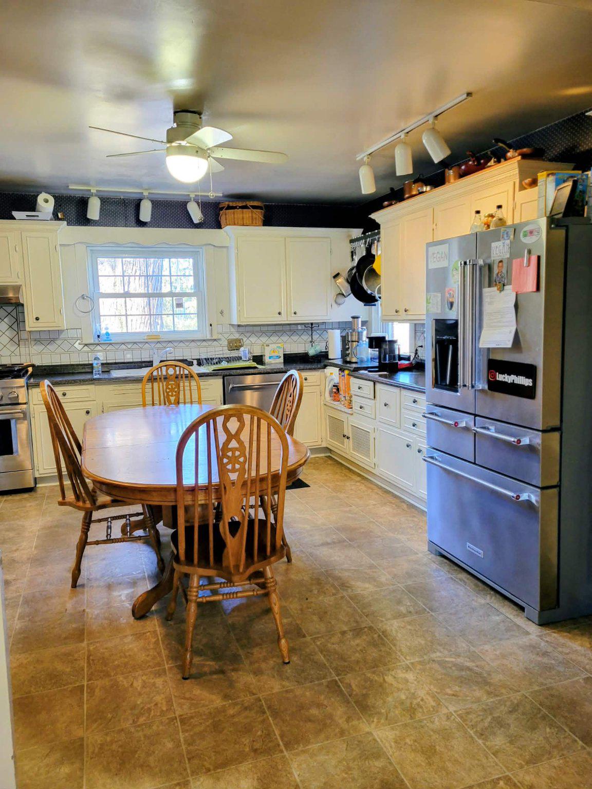 835 W King St Property Photo 9