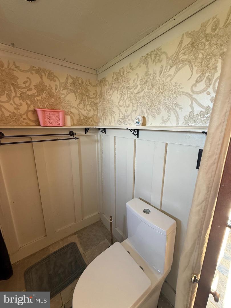 1024 Warm Spring Road Property Photo 6