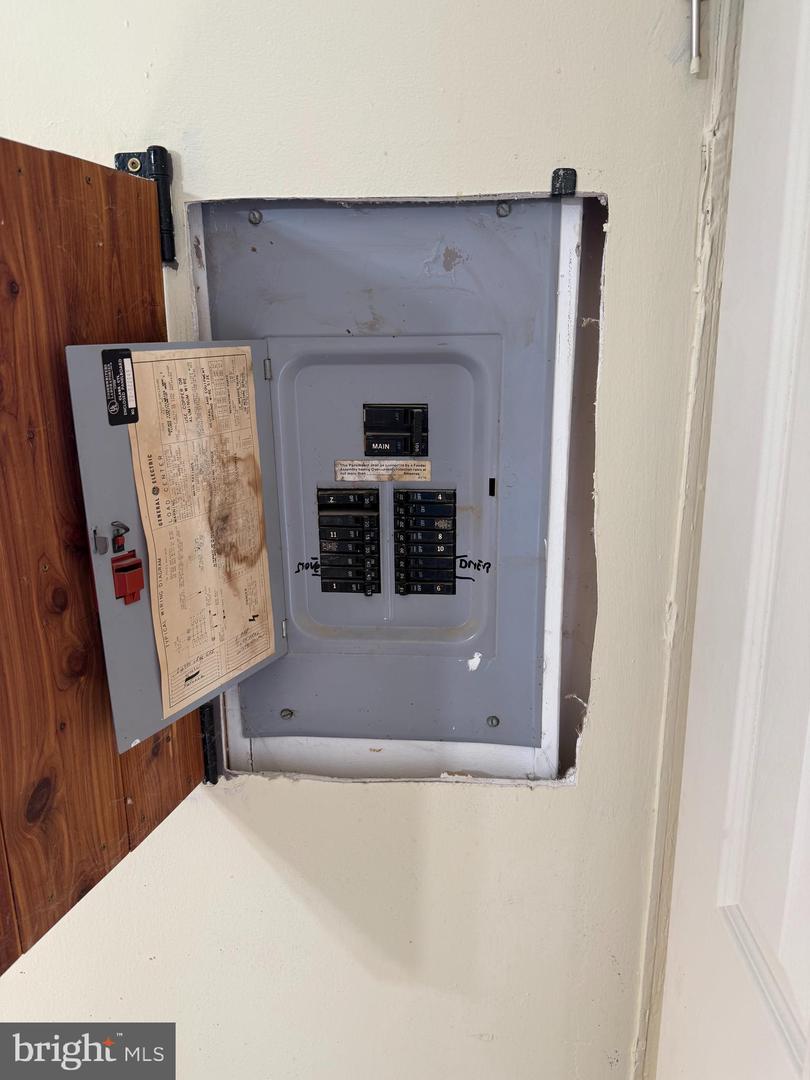 1024 Warm Spring Road Property Photo 10