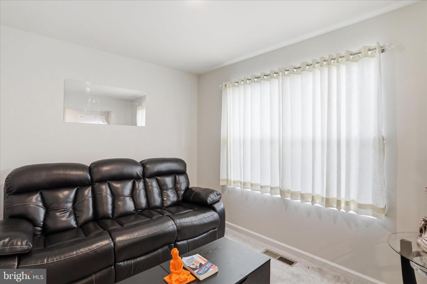 124 Peridot Dr Property Photo 6
