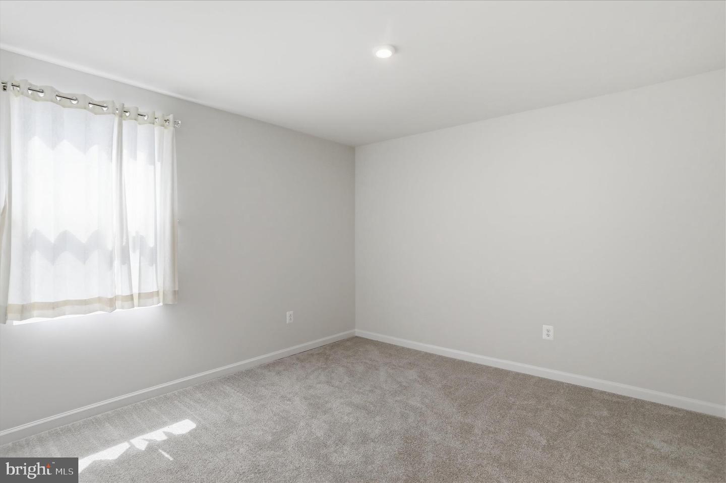 124 Peridot Dr Property Photo 21