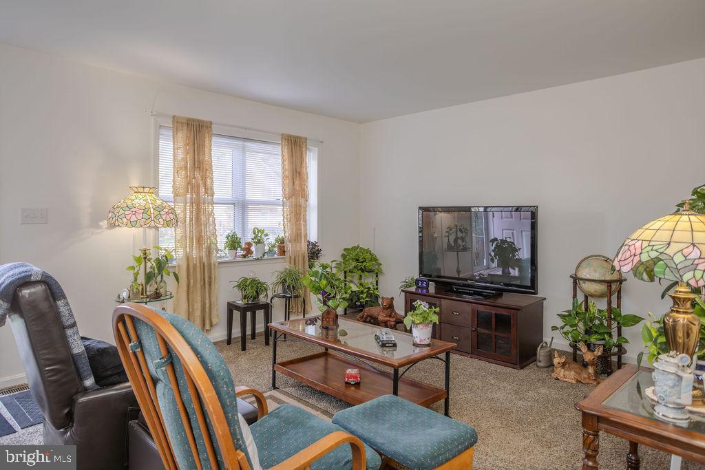 731 Highland Avenue Property Photo 4