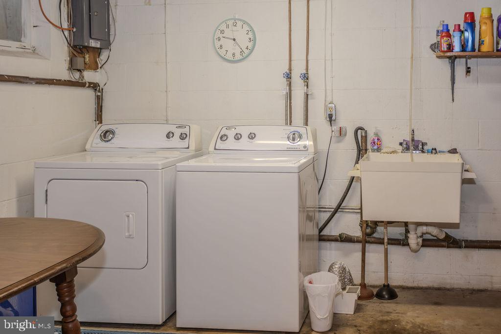731 Highland Avenue Property Photo 36