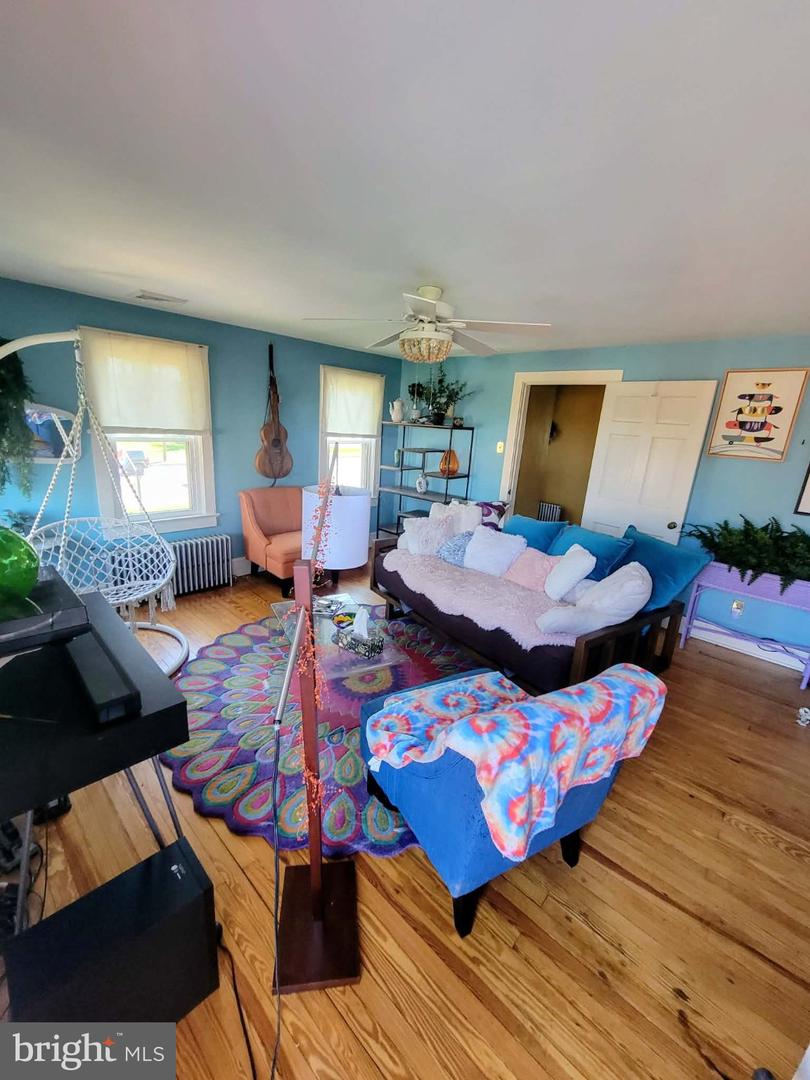 835 W King St Property Photo 32