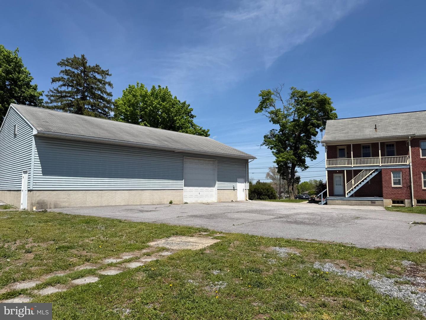 1310 Lincoln Way East Property Photo 8