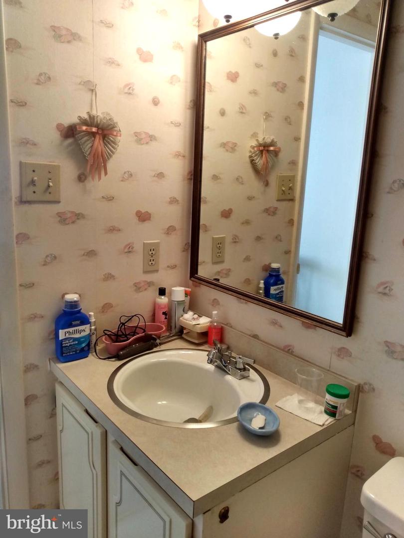 39 William Penn Dr Property Photo 16