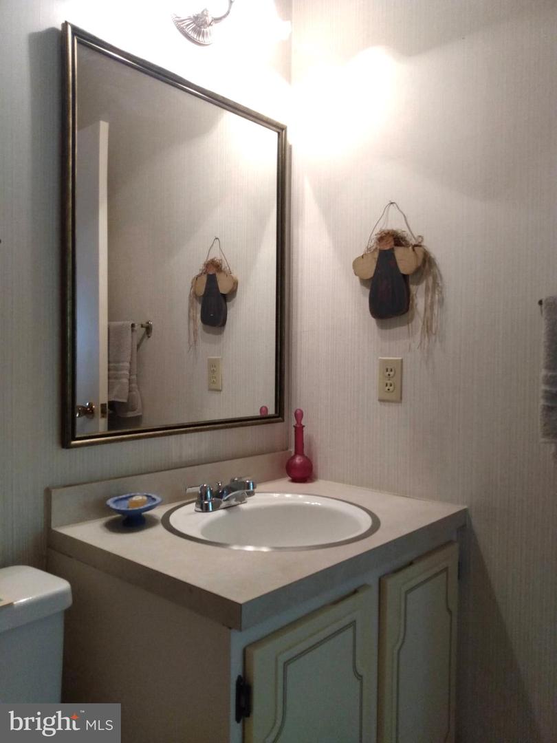 39 William Penn Dr Property Photo 20