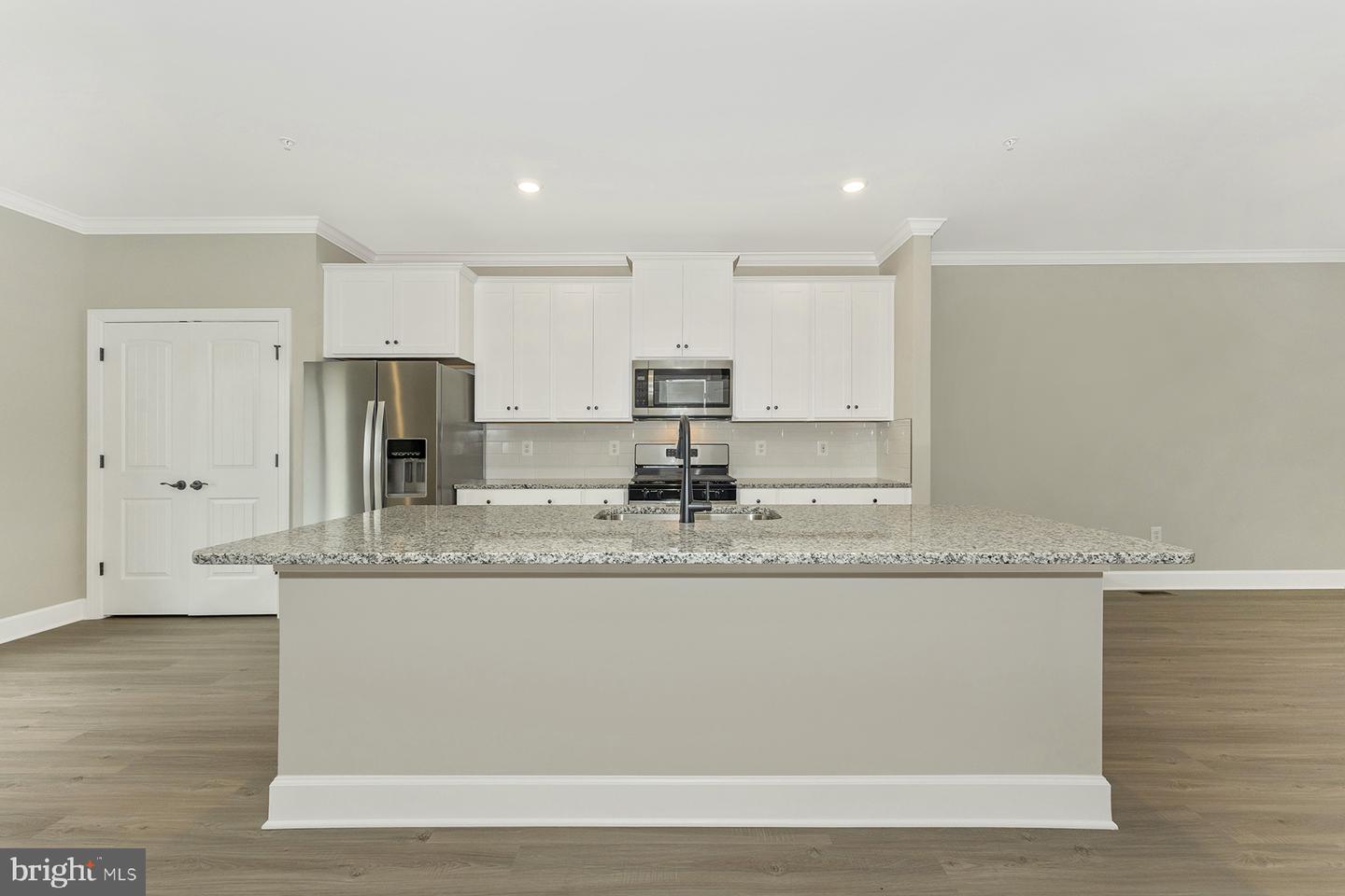 539 Bartholomew Dr Property Photo 4