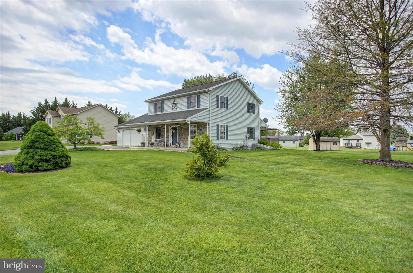 322 Elmont Circle Property Photo 6