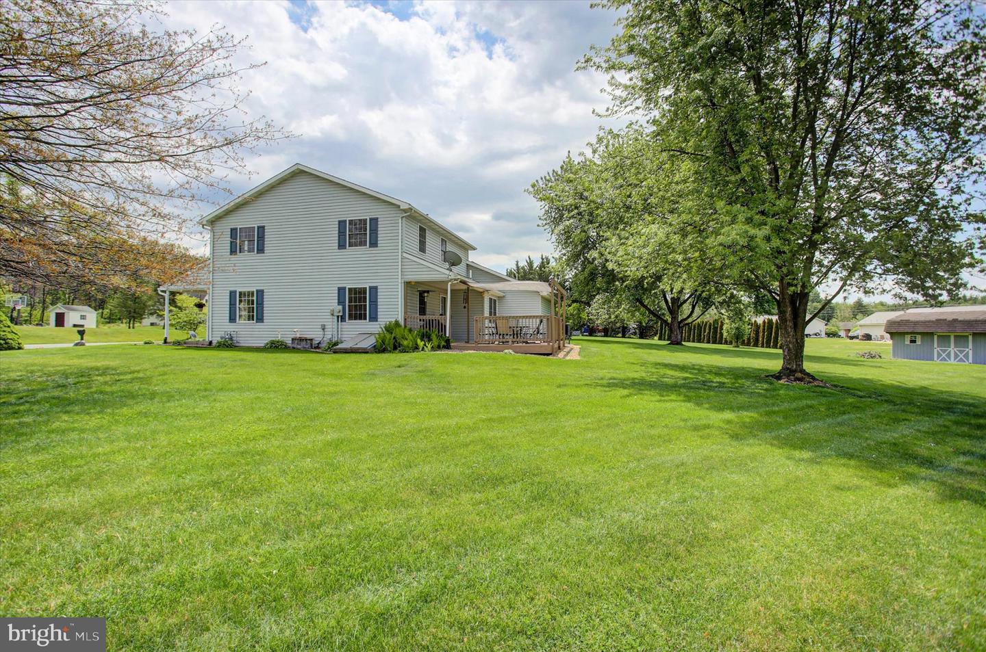 322 Elmont Circle Property Photo 8