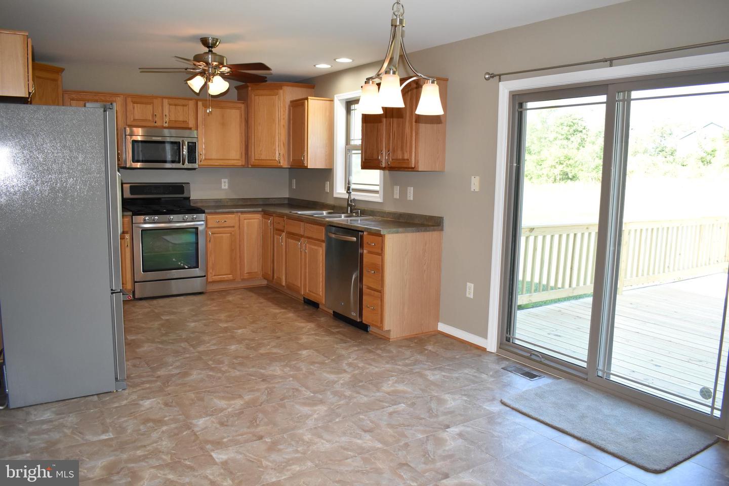 10912 Deerwood Drive Property Photo 6