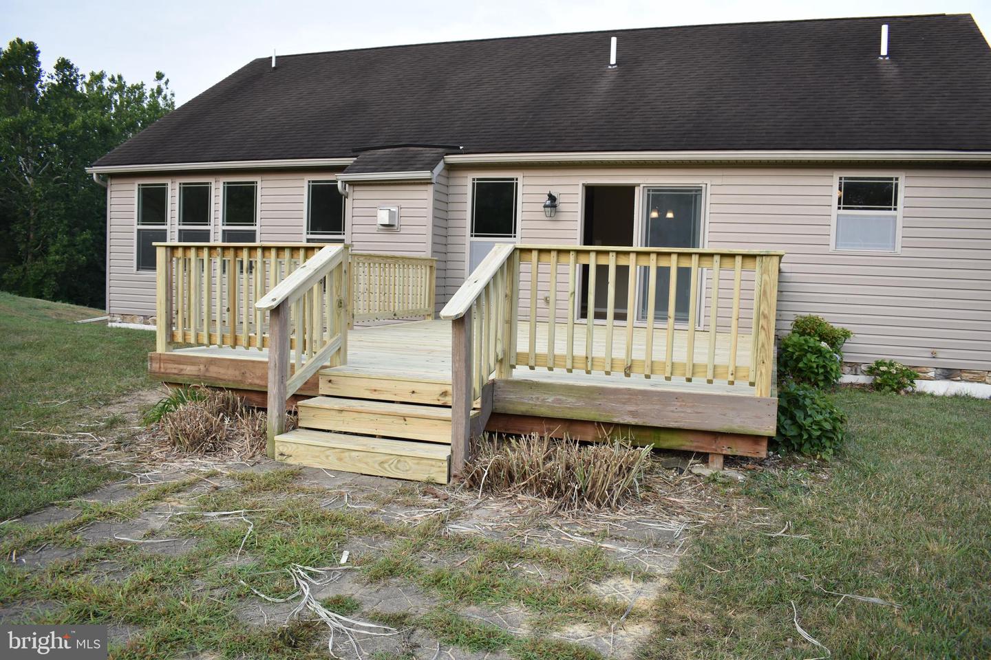 10912 Deerwood Drive Property Photo 13