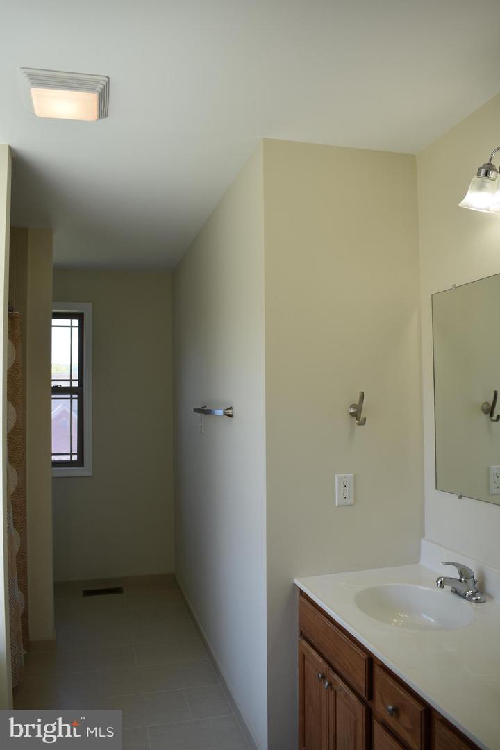 10912 Deerwood Drive Property Photo 25