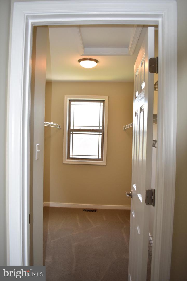 10912 Deerwood Drive Property Photo 27