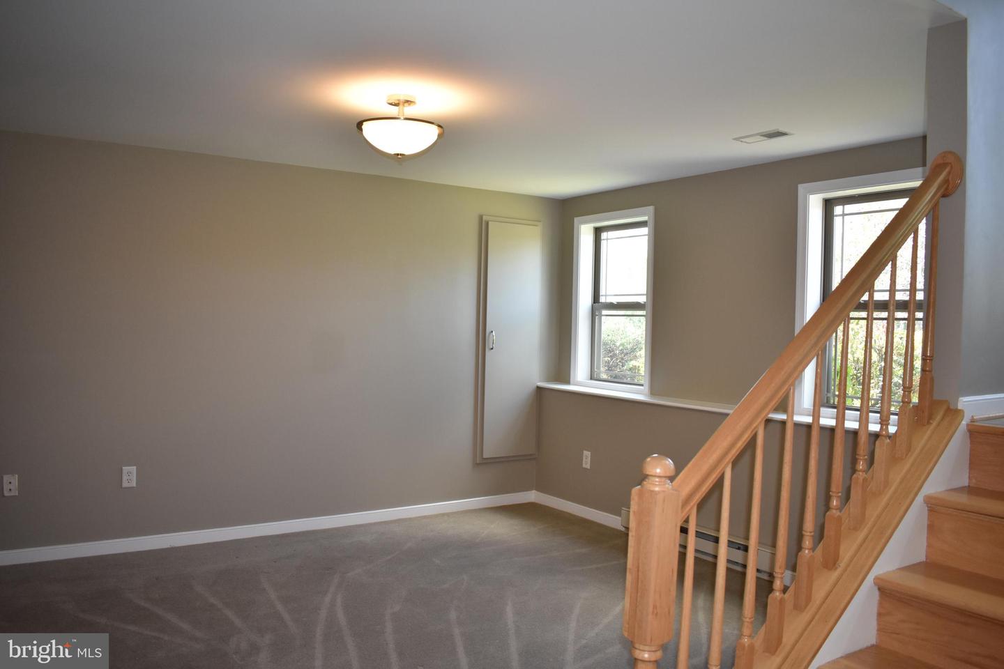 10912 Deerwood Drive Property Photo 28