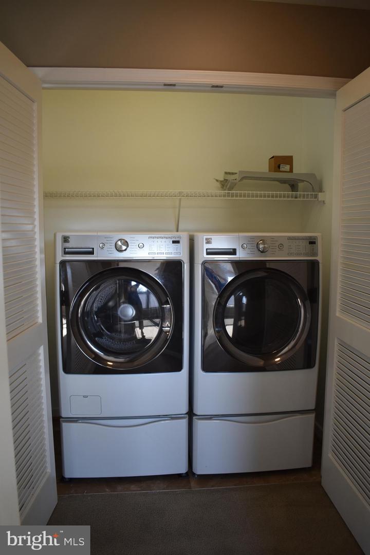 10912 Deerwood Drive Property Photo 34