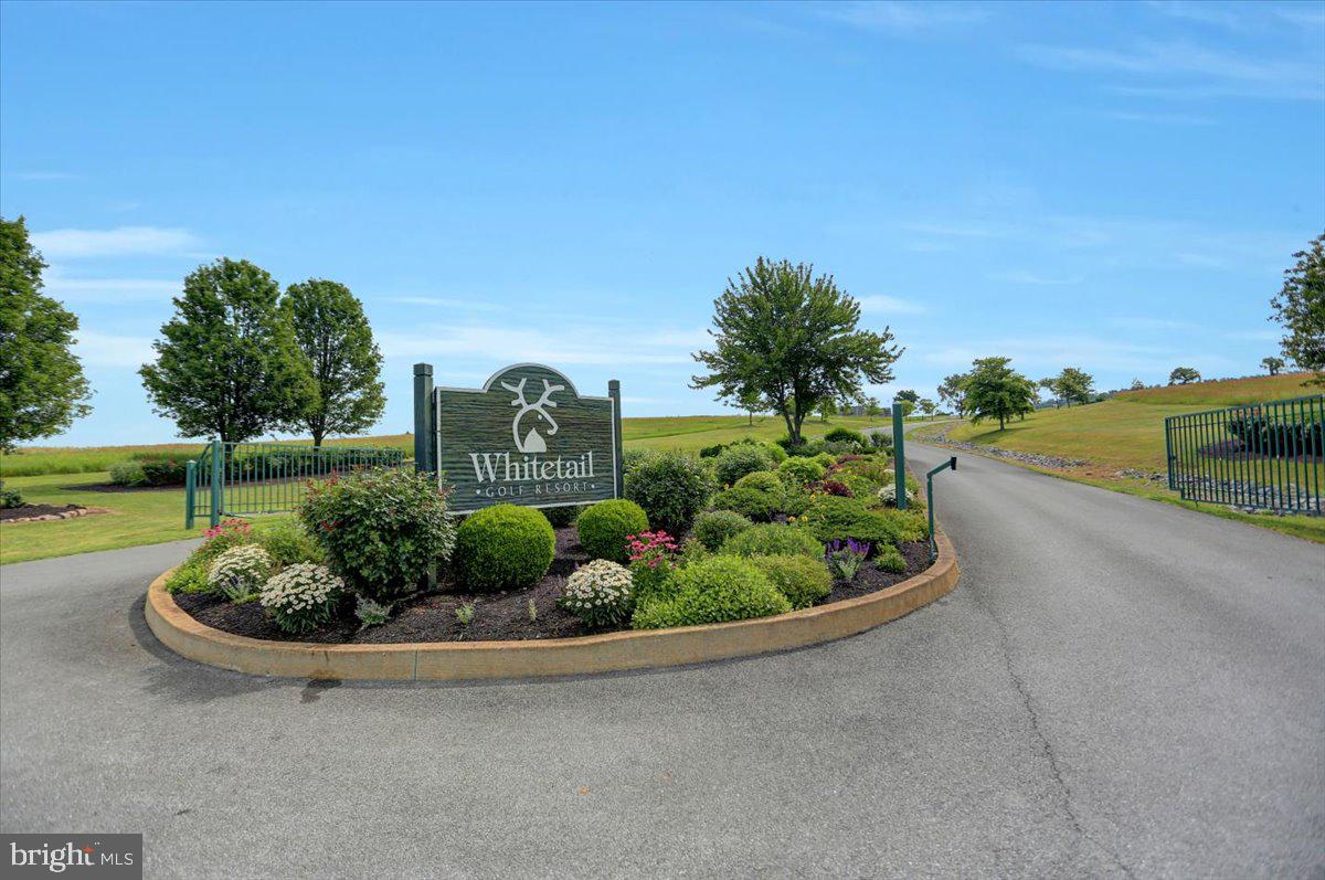 10912 Deerwood Drive Property Photo 46