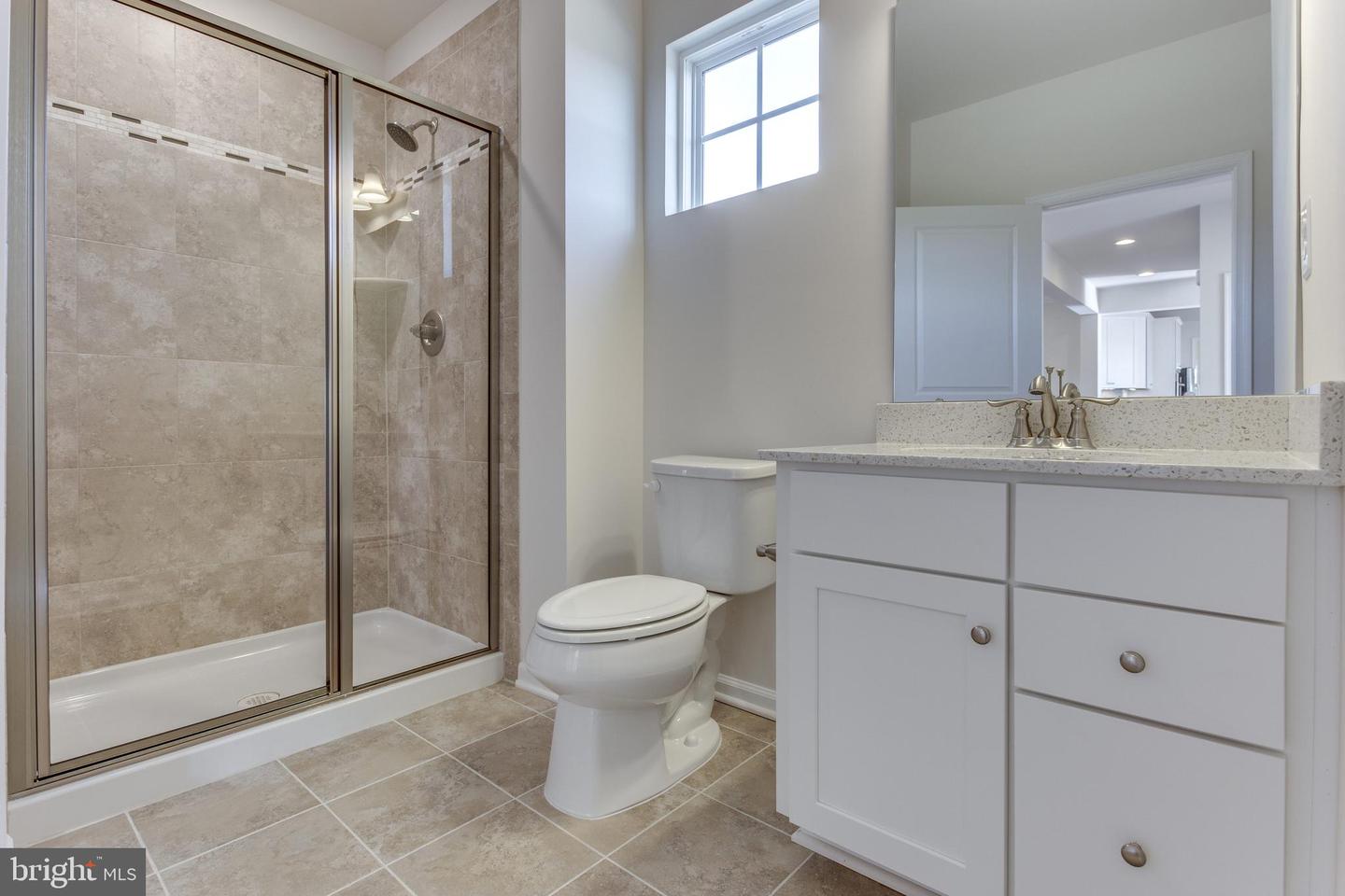 52680vb Shannon Drive South Property Photo 6
