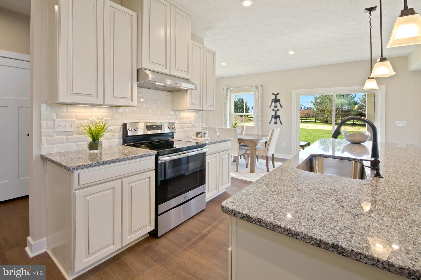 52615co Shannon Drive South Property Photo 9
