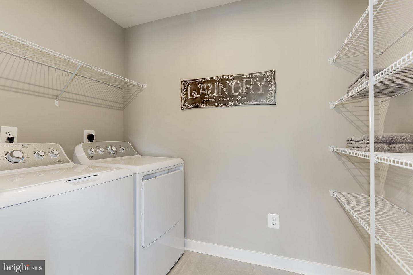 52615co Shannon Drive South Property Photo 19