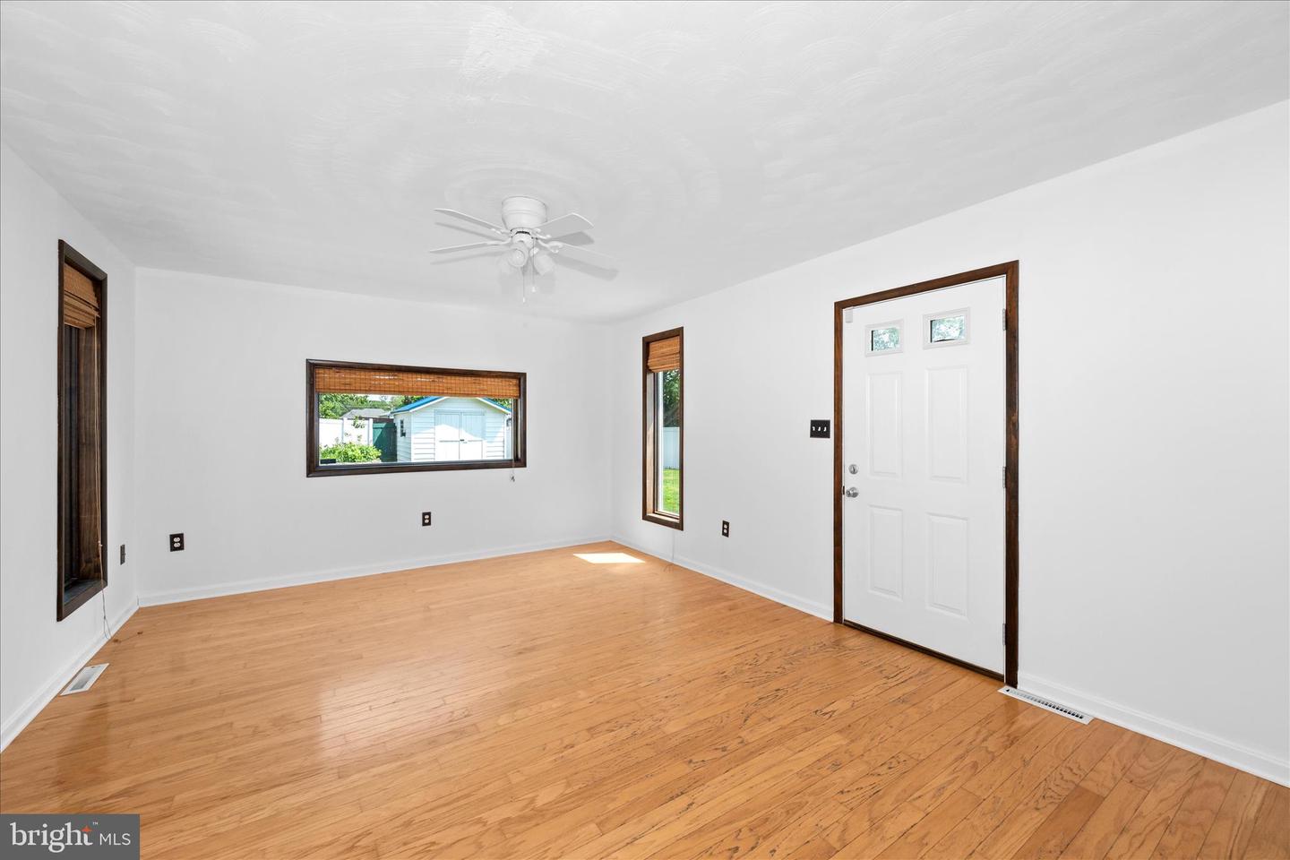 376 Valley Drive Property Photo 8