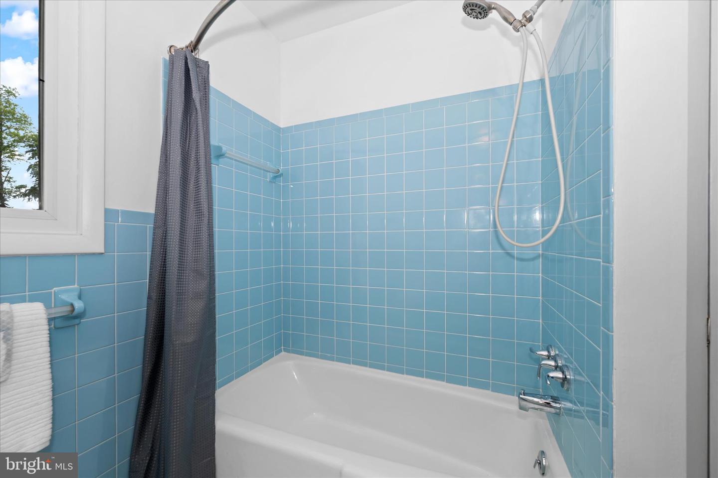 376 Valley Drive Property Photo 38