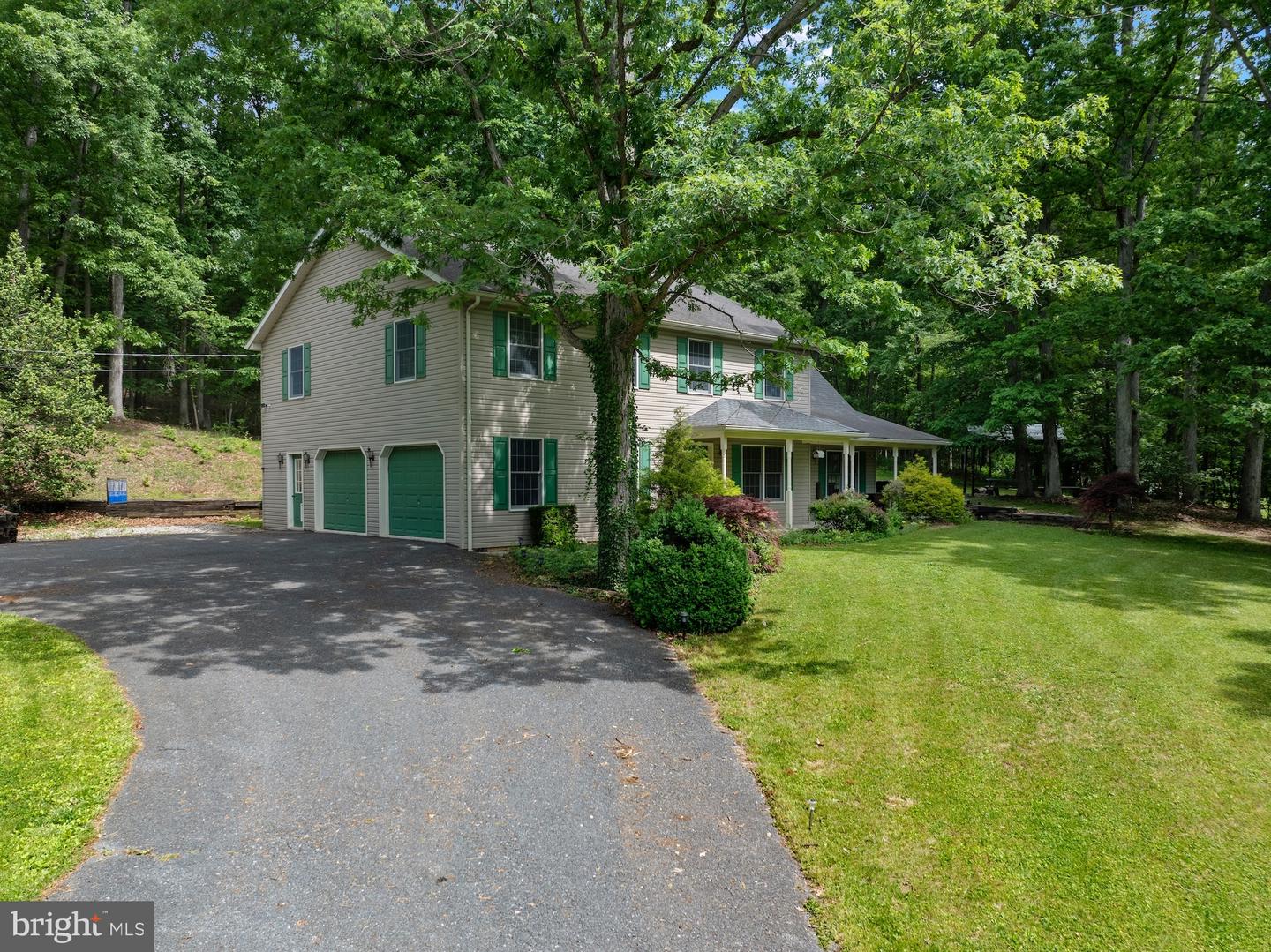 10373 Fish & Game Road Property Photo 1