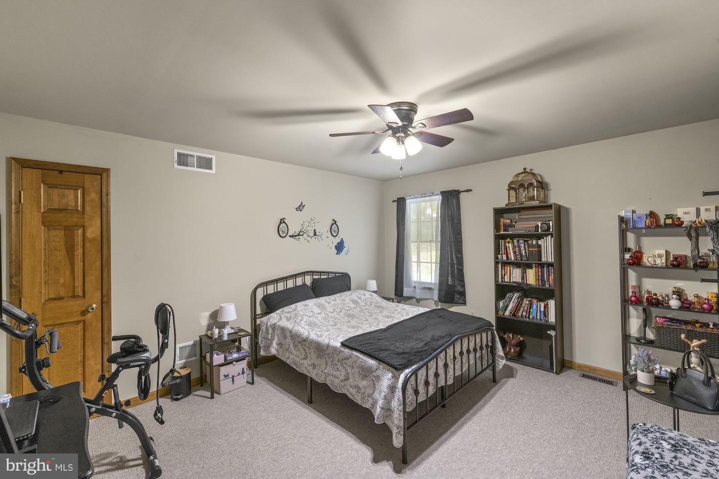 10373 Fish & Game Road Property Photo 31