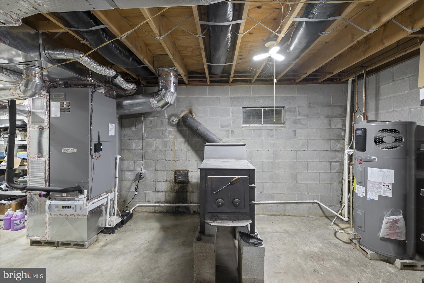 10373 Fish & Game Road Property Photo 42