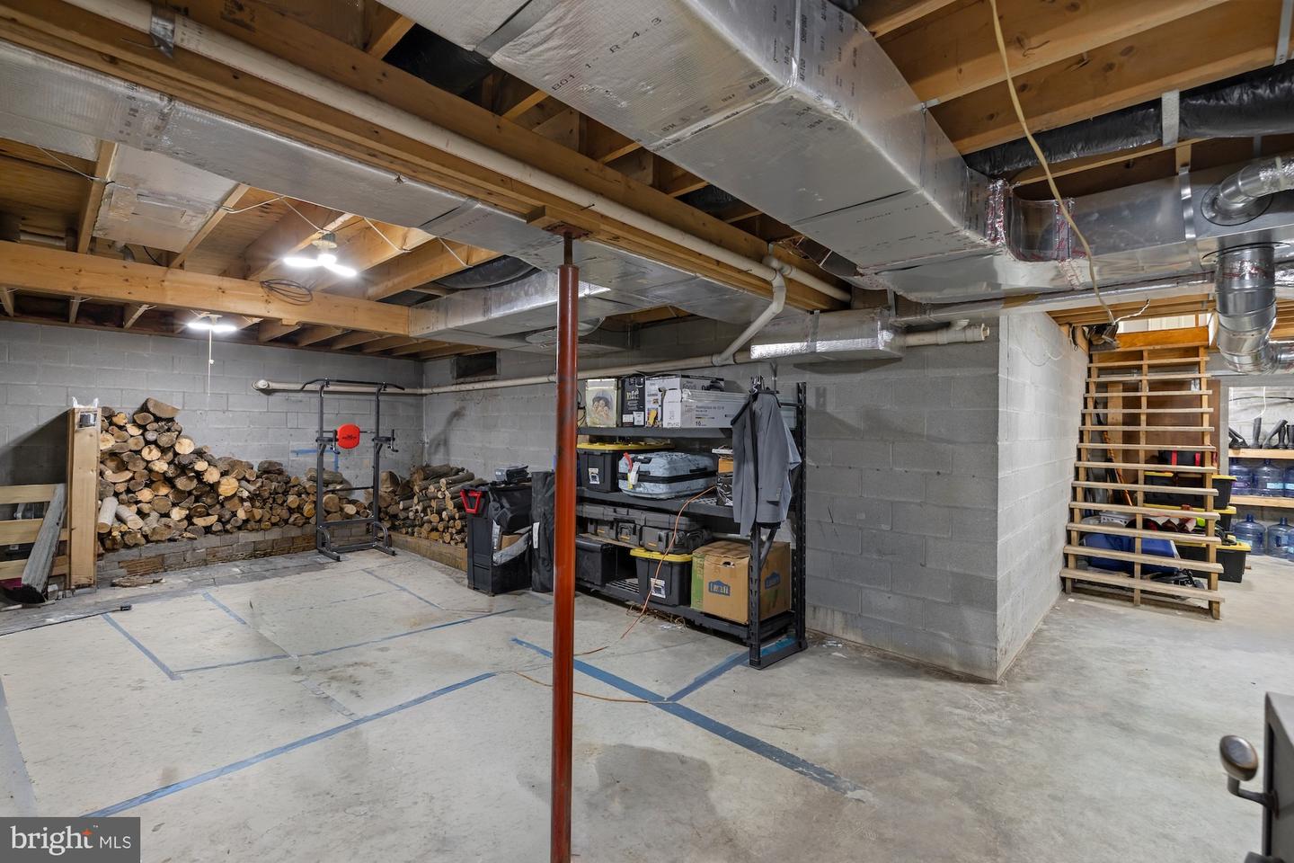 10373 Fish & Game Road Property Photo 44