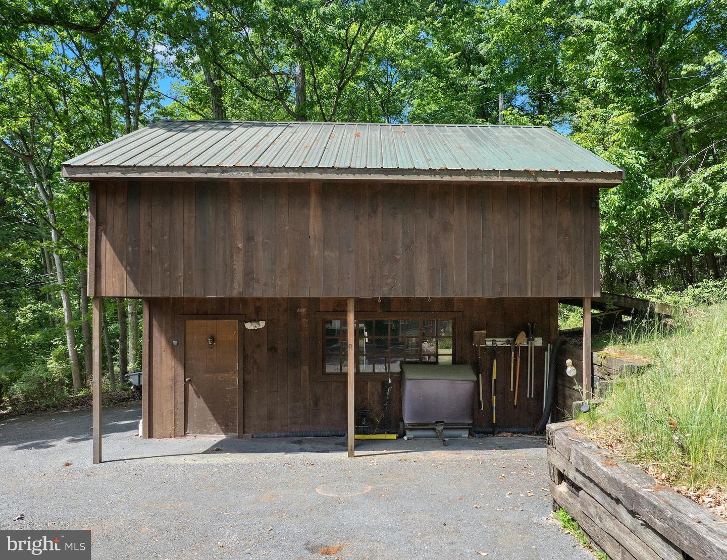 10373 Fish & Game Road Property Photo 48