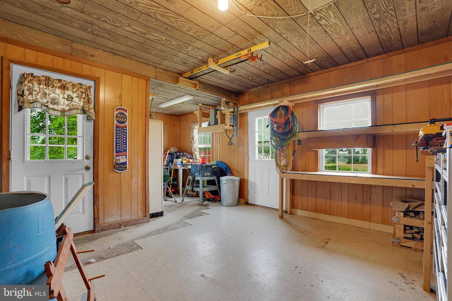 13789 Buchanan Trail W Property Photo 22