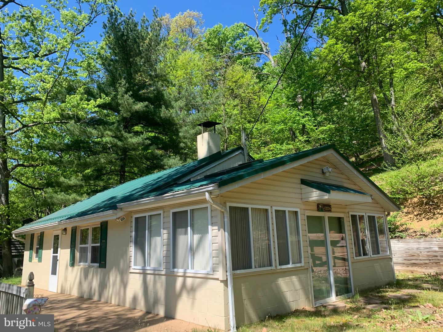 5547 FOX RD