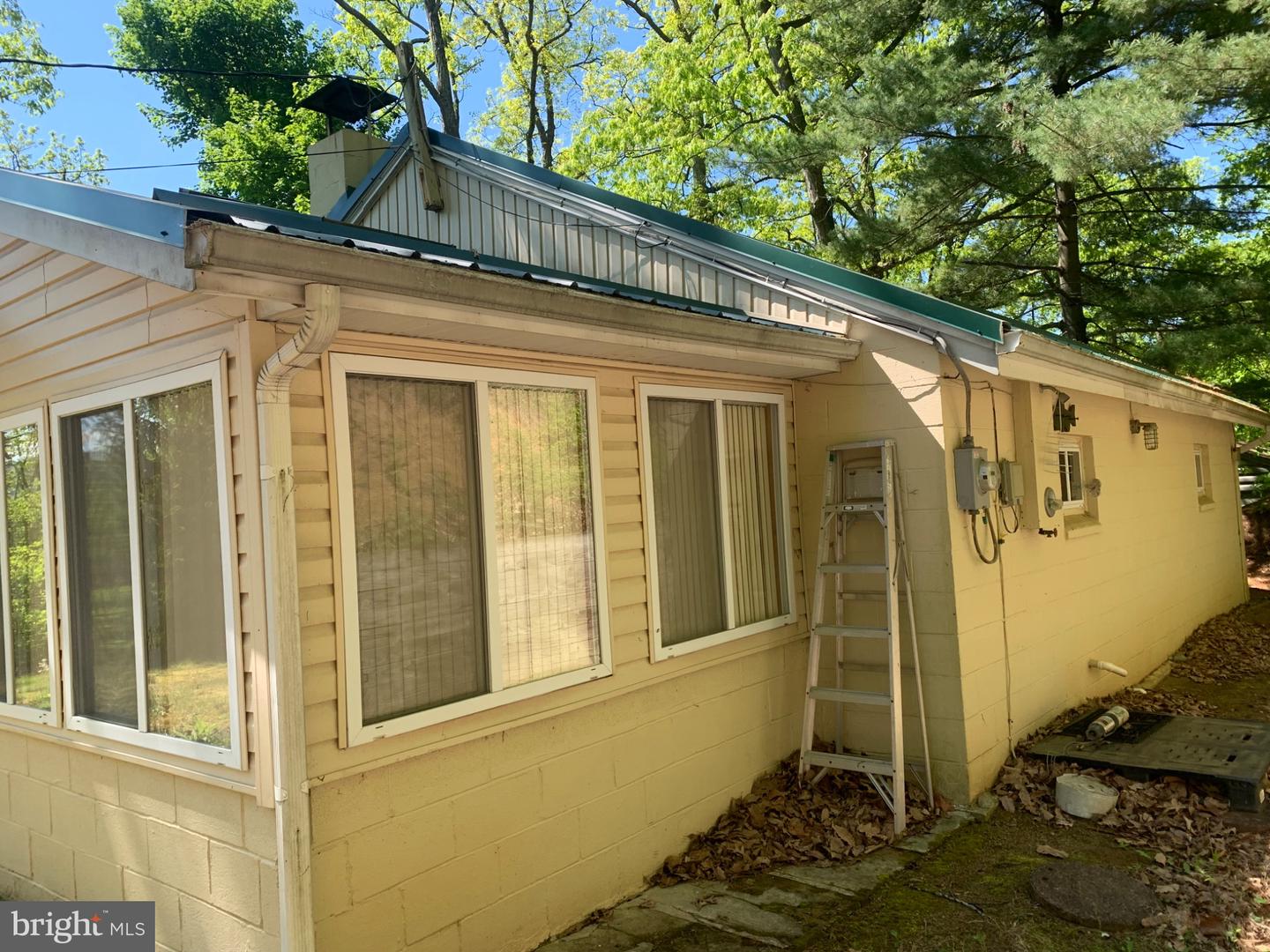 5547 Fox Rd Property Photo 5