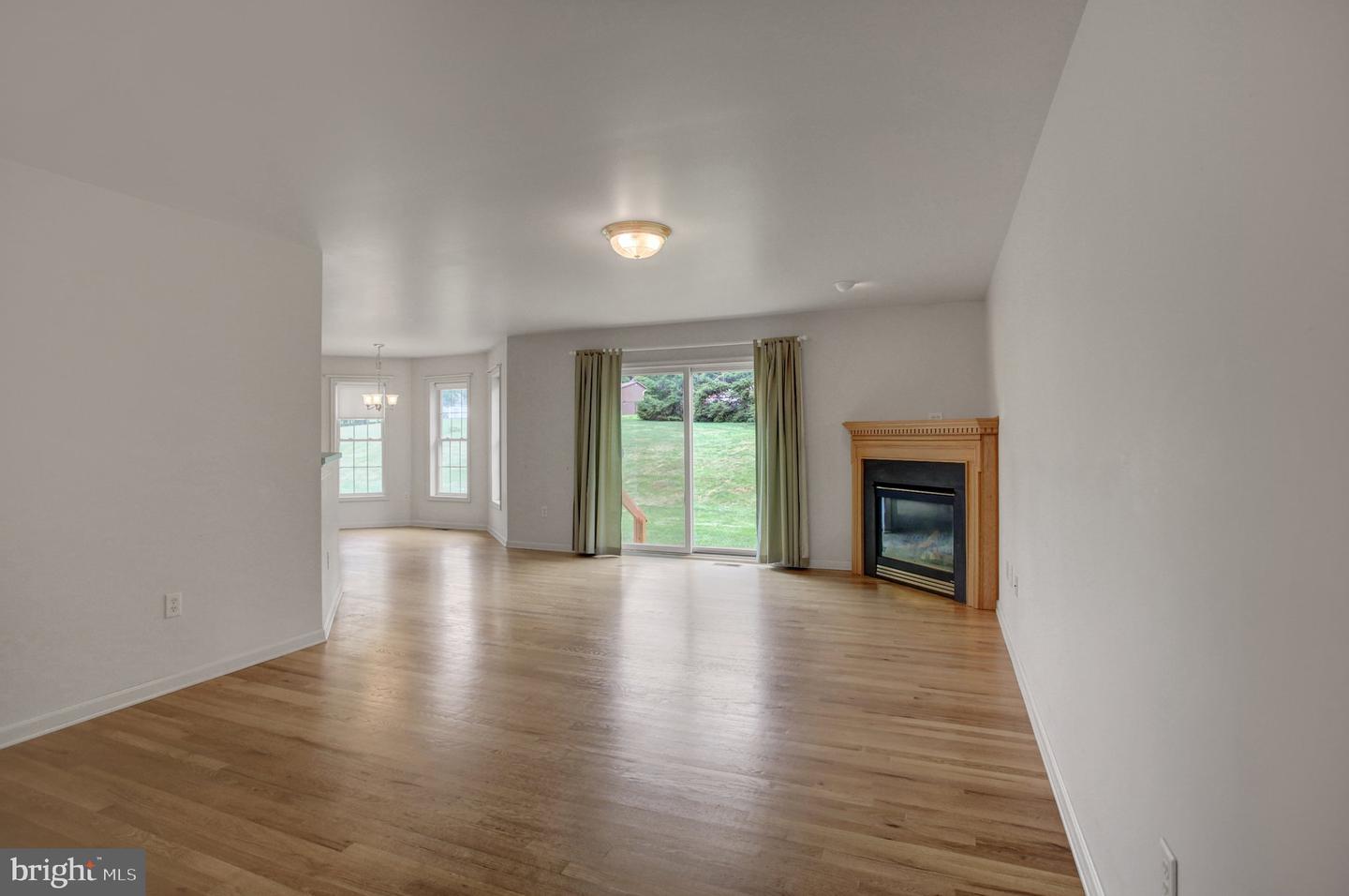 10305 Candura Dr Property Photo 11