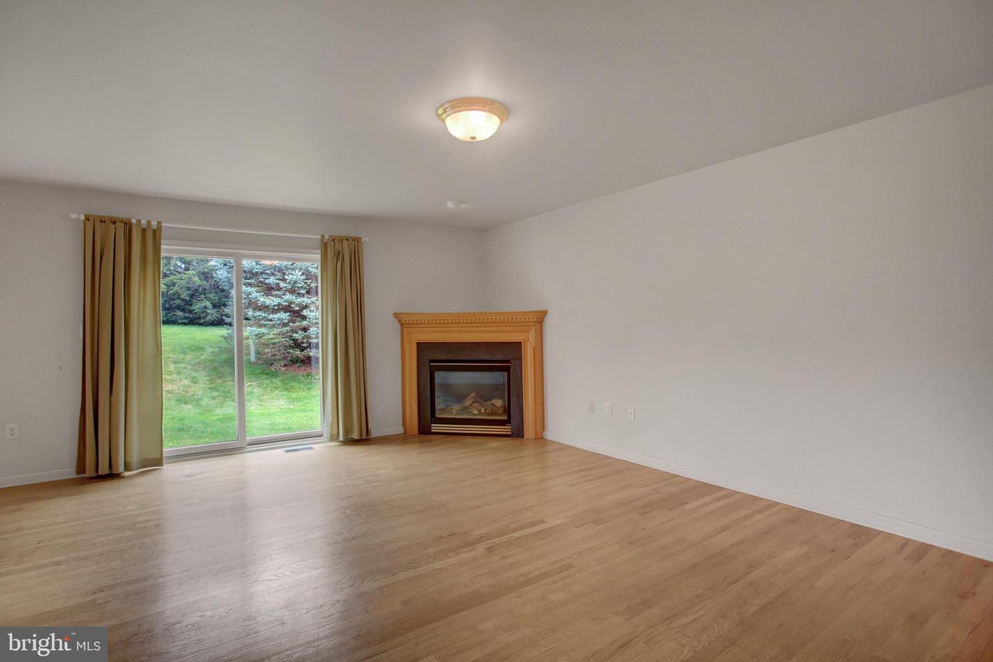 10305 Candura Dr Property Photo 12