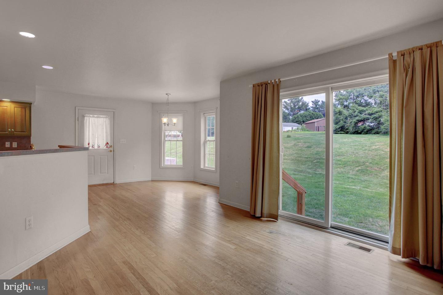 10305 Candura Dr Property Photo 13
