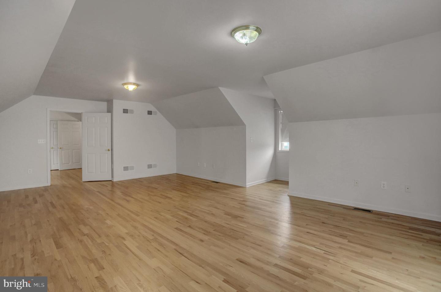 10305 Candura Dr Property Photo 48