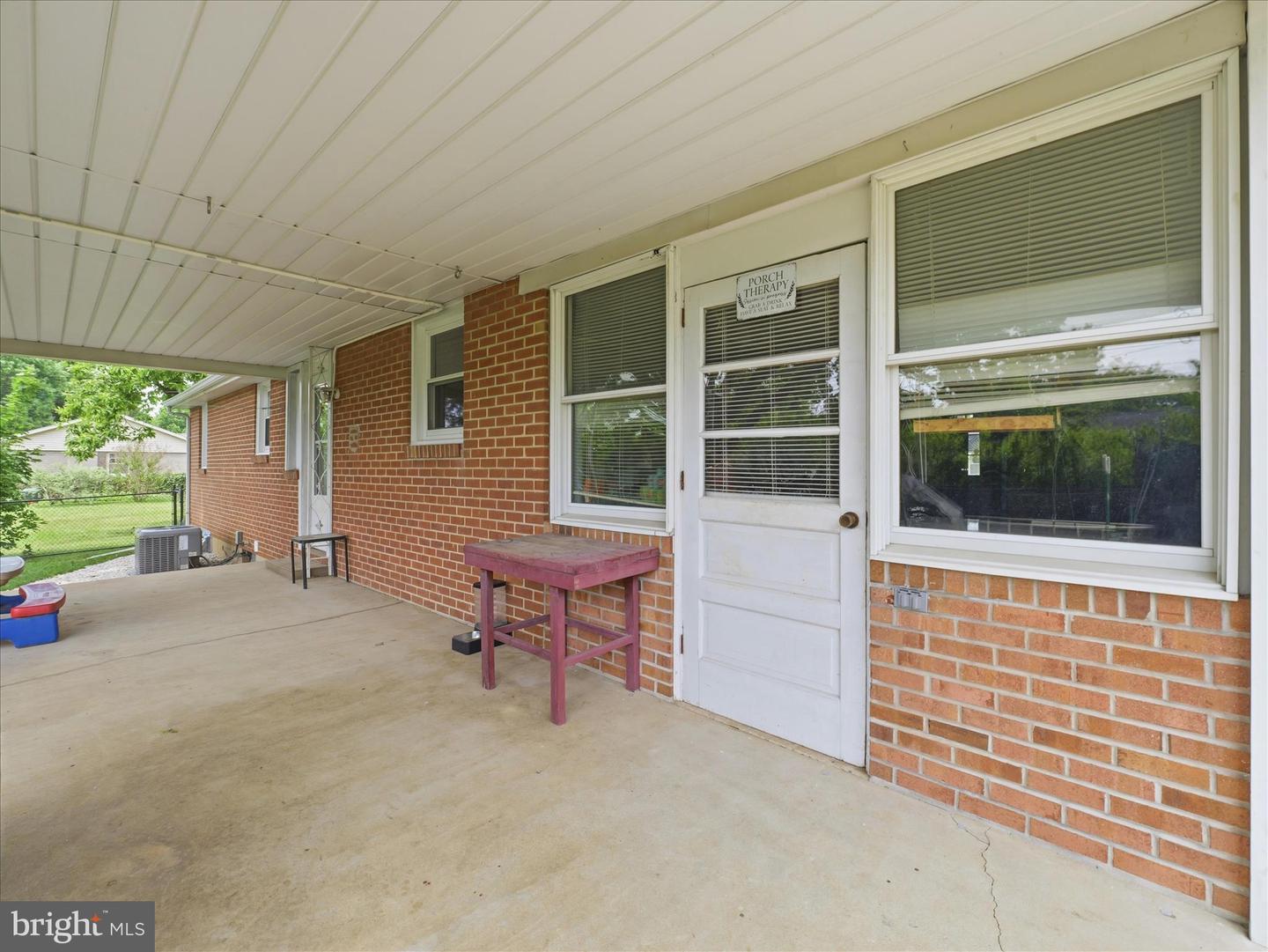826 Crescent Dr Property Photo 29