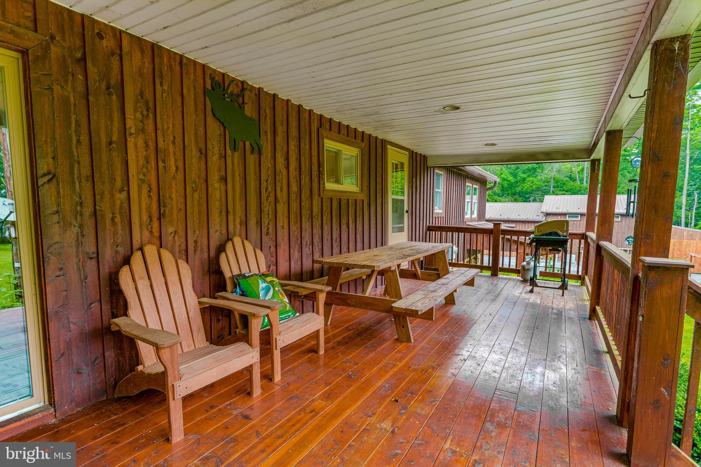 1489 Roxbury Rd Property Photo 15