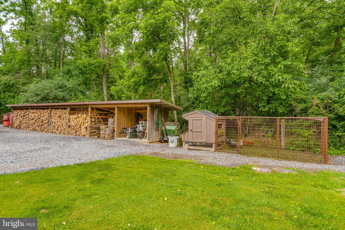 1489 Roxbury Rd Property Photo 30