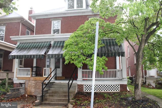 44 Glen Street N Property Photo 1