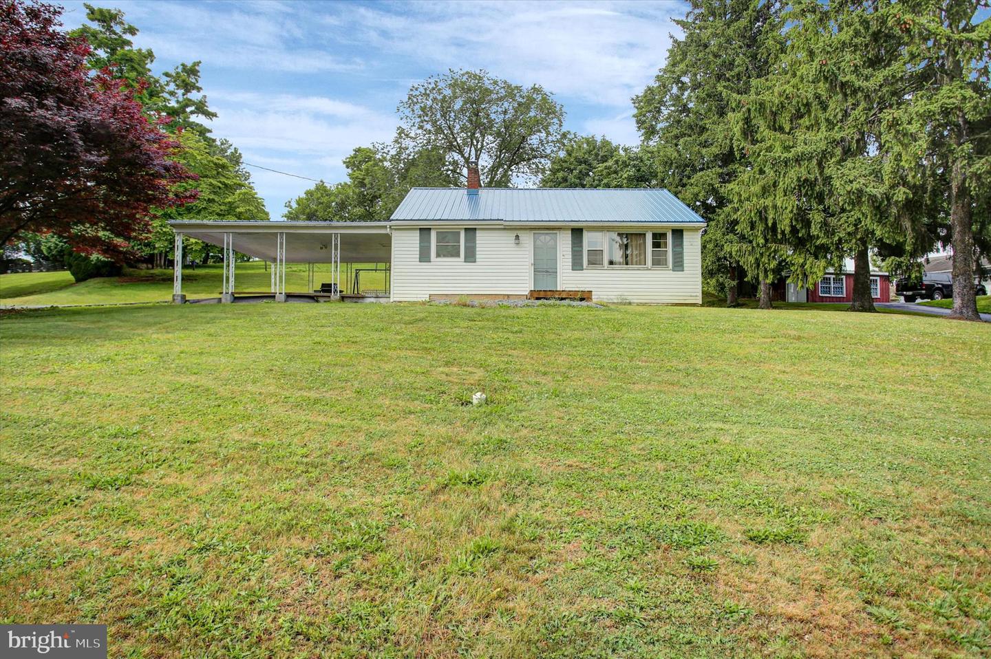 7046 Mentzer Gap Road Property Photo 1